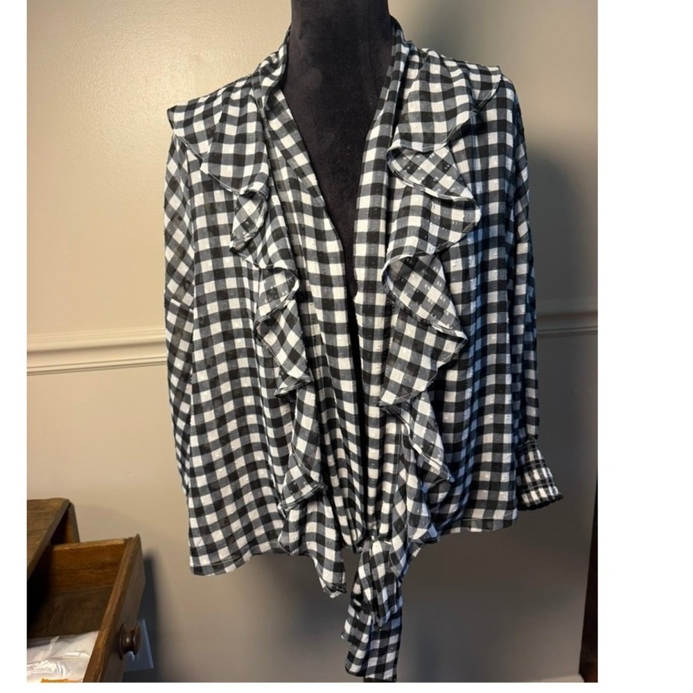 Cato Ruffle Tie Front Blouse Womens Small Black White Gingham Excellent Smocked